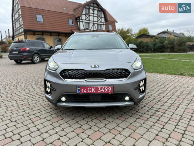 Киа Niro 2020 в Калуше на Automoto.ua Серый Киа Niro, объемом двигателя 1.58 л и пробегом 102 тыс. км за 19600 $, фото 1 на Automoto.ua
