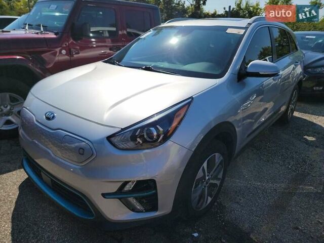 Сірий Кіа Niro, об'ємом двигуна 0 л та пробігом 76 тис. км за 13000 $, фото 1 на Automoto.ua