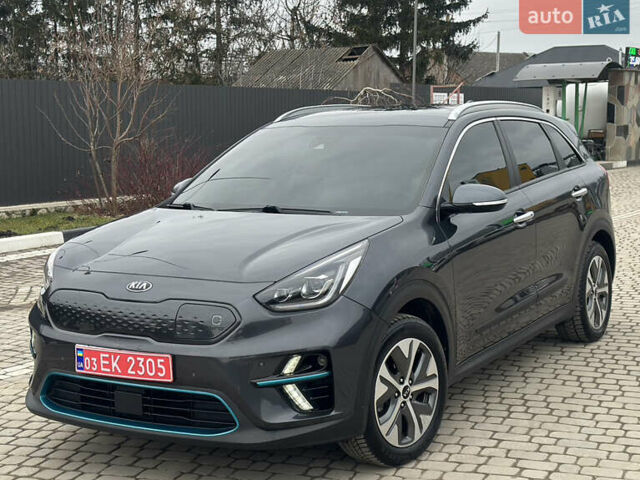 Серый Киа Niro, объемом двигателя 0 л и пробегом 102 тыс. км за 18500 $, фото 1 на Automoto.ua