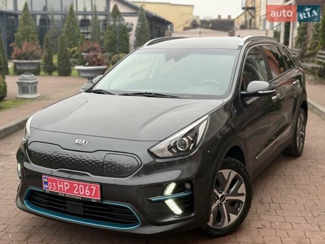 Серый Киа Niro, объемом двигателя 0 л и пробегом 125 тыс. км за 18950 $, фото 1 на Automoto.ua
