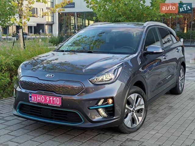 Киа Niro 2020 в Ровно на Automoto.ua Серый Киа Niro, объемом двигателя 0 л и пробегом 125 тыс. км за 19850 $, фото 1 на Automoto.ua