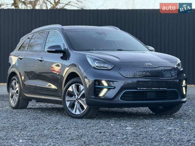 Сірий Кіа Niro, об'ємом двигуна 0 л та пробігом 102 тис. км за 18900 $, фото 1 на Automoto.ua