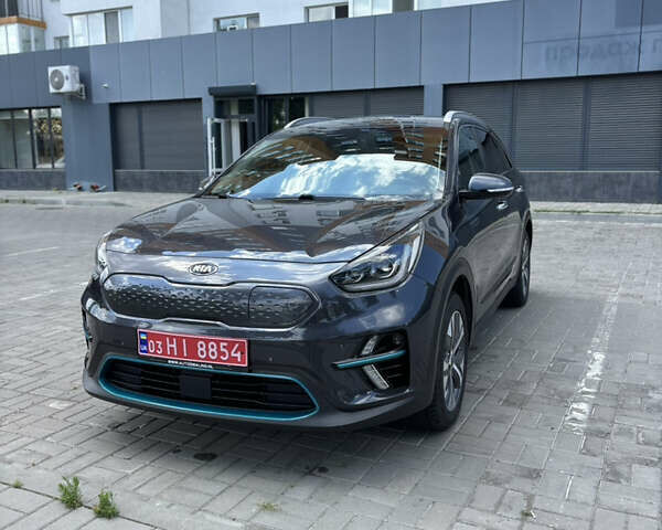 Сірий Кіа Niro, об'ємом двигуна 0 л та пробігом 72 тис. км за 19200 $, фото 1 на Automoto.ua