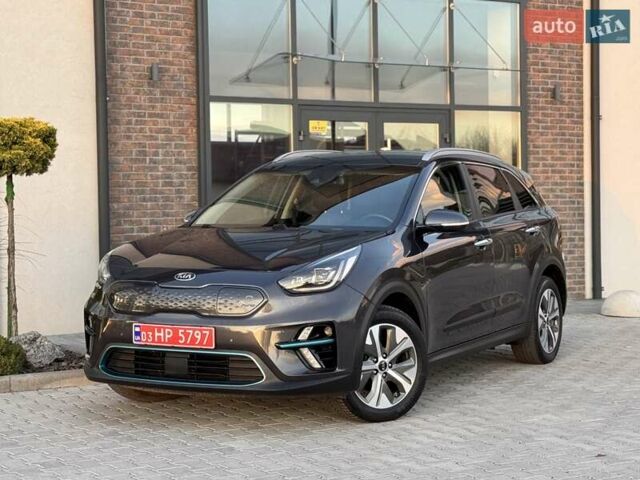 Сірий Кіа Niro, об'ємом двигуна 0 л та пробігом 135 тис. км за 17500 $, фото 1 на Automoto.ua