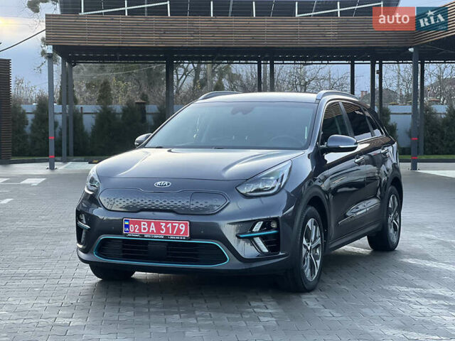 Серый Киа Niro, объемом двигателя 0 л и пробегом 133 тыс. км за 19500 $, фото 1 на Automoto.ua