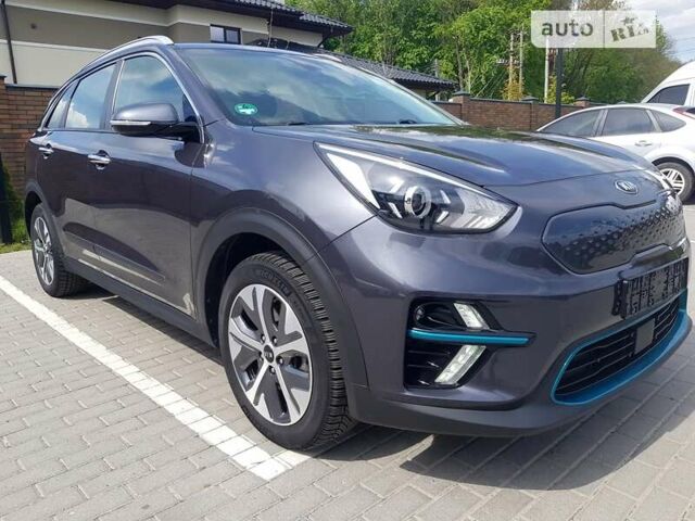 Сірий Кіа Niro, об'ємом двигуна 0 л та пробігом 89 тис. км за 20500 $, фото 1 на Automoto.ua