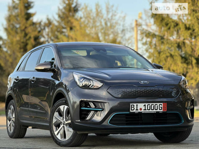 Сірий Кіа Niro, об'ємом двигуна 0 л та пробігом 54 тис. км за 18300 $, фото 1 на Automoto.ua