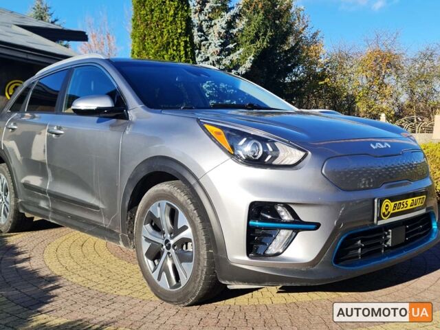 Серый Киа Niro, объемом двигателя 64 л и пробегом 40 тыс. км за 21600 $, фото 1 на Automoto.ua
