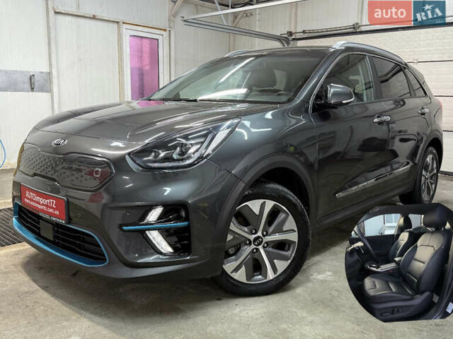 Сірий Кіа Niro, об'ємом двигуна 0 л та пробігом 97 тис. км за 22900 $, фото 1 на Automoto.ua
