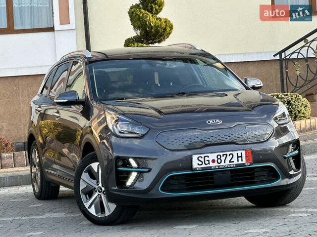 Серый Киа Niro, объемом двигателя 0 л и пробегом 38 тыс. км за 19999 $, фото 1 на Automoto.ua