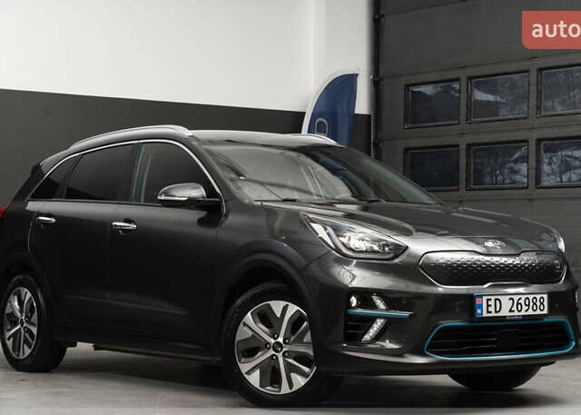 Сірий Кіа Niro, об'ємом двигуна 0 л та пробігом 77 тис. км за 14950 $, фото 1 на Automoto.ua