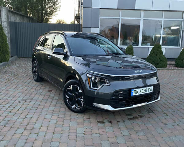 Сірий Кіа Niro, об'ємом двигуна 0 л та пробігом 62 тис. км за 22500 $, фото 1 на Automoto.ua