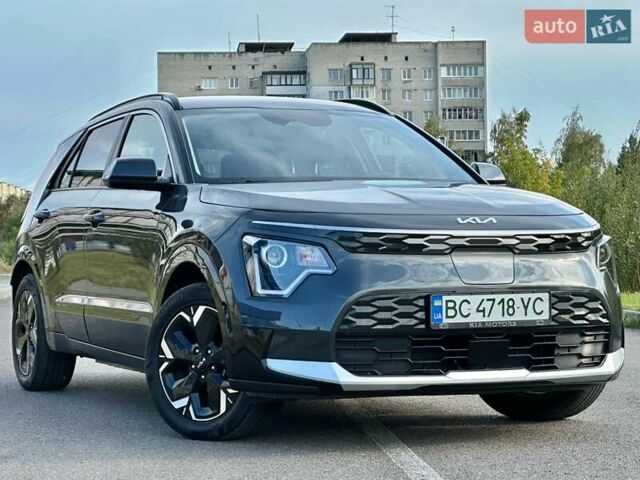 Сірий Кіа Niro, об'ємом двигуна 0 л та пробігом 120 тис. км за 21700 $, фото 1 на Automoto.ua