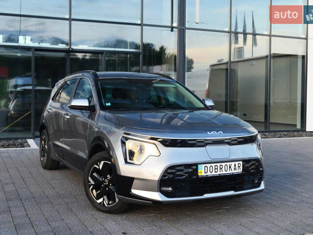 Серый Киа Niro, объемом двигателя 0 л и пробегом 50 тыс. км за 26720 $, фото 1 на Automoto.ua