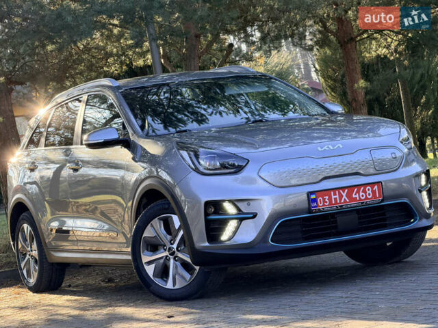 Сірий Кіа Niro, об'ємом двигуна 0 л та пробігом 60 тис. км за 22400 $, фото 1 на Automoto.ua