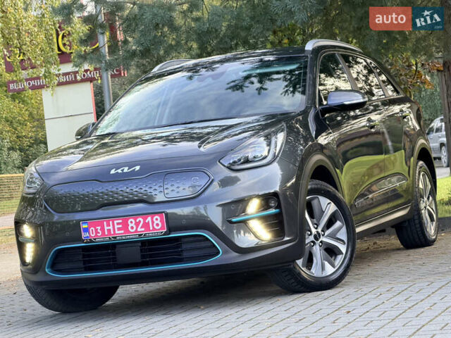 Серый Киа Niro, объемом двигателя 0 л и пробегом 50 тыс. км за 22990 $, фото 1 на Automoto.ua