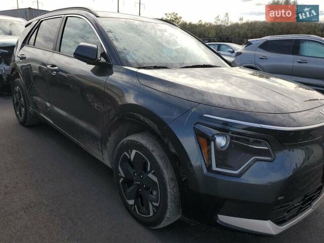 Серый Киа Niro, объемом двигателя 0 л и пробегом 82 тыс. км за 21000 $, фото 1 на Automoto.ua