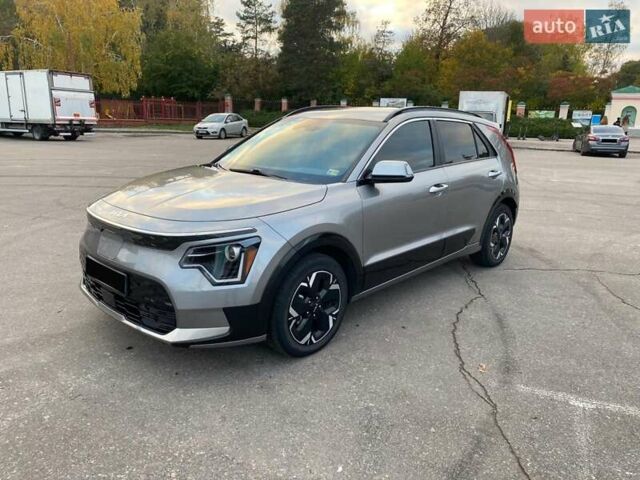 Серый Киа Niro, объемом двигателя 0 л и пробегом 170 тыс. км за 20500 $, фото 1 на Automoto.ua