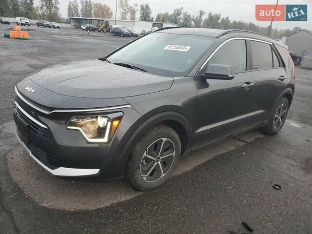 Серый Киа Niro, объемом двигателя 1.58 л и пробегом 78 тыс. км за 7400 $, фото 1 на Automoto.ua