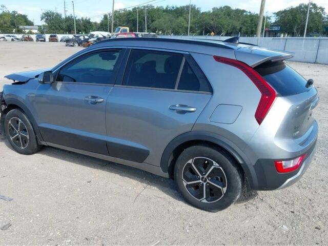 Серый Киа Niro, объемом двигателя 1.6 л и пробегом 21 тыс. км за 372 $, фото 1 на Automoto.ua