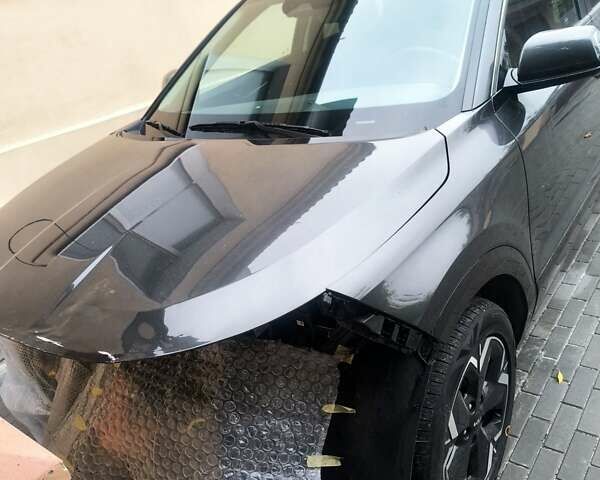 Серый Киа Niro, объемом двигателя 0 л и пробегом 86 тыс. км за 16500 $, фото 1 на Automoto.ua