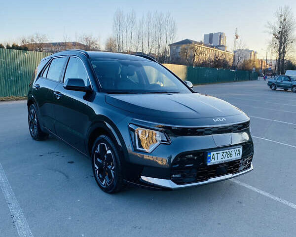 Серый Киа Niro, объемом двигателя 0 л и пробегом 45 тыс. км за 23300 $, фото 1 на Automoto.ua
