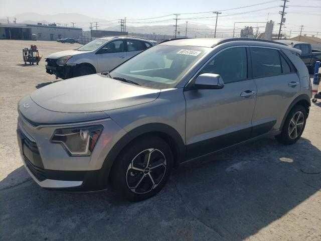 Серый Киа Niro, объемом двигателя 1.6 л и пробегом 56 тыс. км за 19200 $, фото 1 на Automoto.ua
