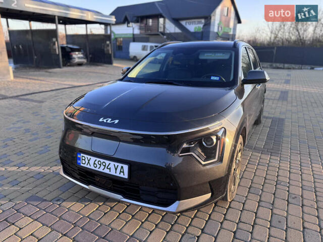 Киа Niro 2023 в Волочиске на Automoto.ua Серый Киа Niro, объемом двигателя 0 л и пробегом 48 тыс. км за 23500 $, фото 1 на Automoto.ua