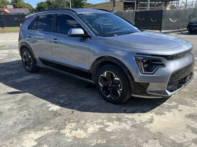 Киа Niro 2024 в Хмельницком на Automoto.ua Серый Киа Niro, объемом двигателя 0 л и пробегом 26 тыс. км за 18000 $, фото 1 на Automoto.ua