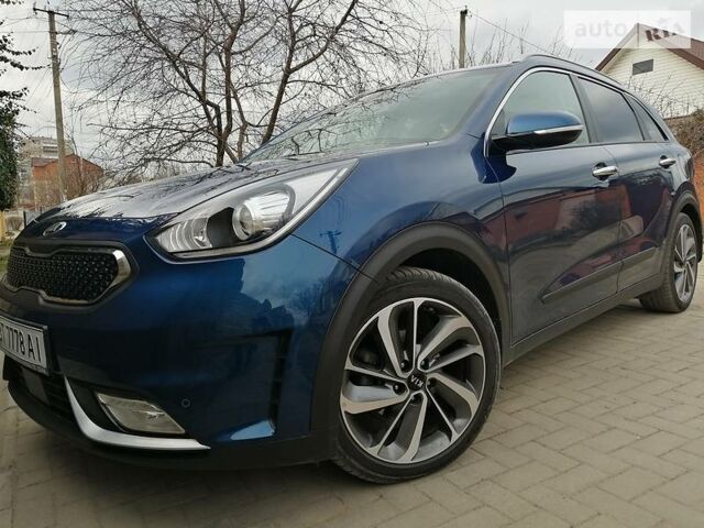 Синій Кіа Niro, об'ємом двигуна 0 л та пробігом 162 тис. км за 18700 $, фото 1 на Automoto.ua