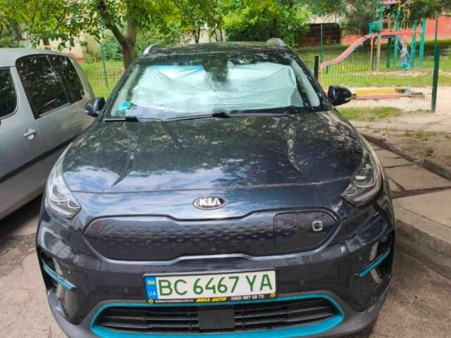 Синий Киа Niro, объемом двигателя 0 л и пробегом 118 тыс. км за 20908 $, фото 1 на Automoto.ua