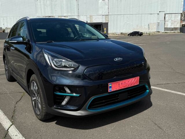 Синій Кіа Niro, об'ємом двигуна 0 л та пробігом 83 тис. км за 18850 $, фото 1 на Automoto.ua