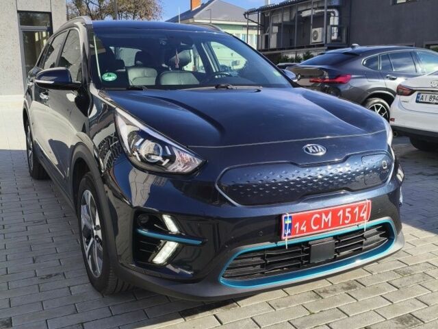 Синій Кіа Niro, об'ємом двигуна 0 л та пробігом 100 тис. км за 19300 $, фото 1 на Automoto.ua