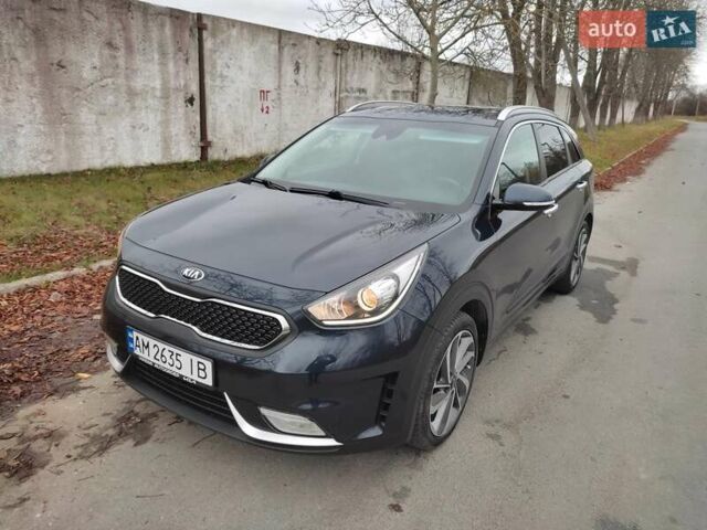 Синий Киа Niro, объемом двигателя 1.58 л и пробегом 219 тыс. км за 16200 $, фото 1 на Automoto.ua