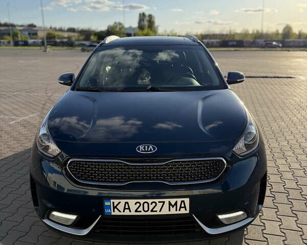 Синий Киа Niro, объемом двигателя 1.59 л и пробегом 114 тыс. км за 19000 $, фото 1 на Automoto.ua