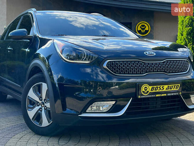 Синий Киа Niro, объемом двигателя 1.6 л и пробегом 152 тыс. км за 17200 $, фото 1 на Automoto.ua