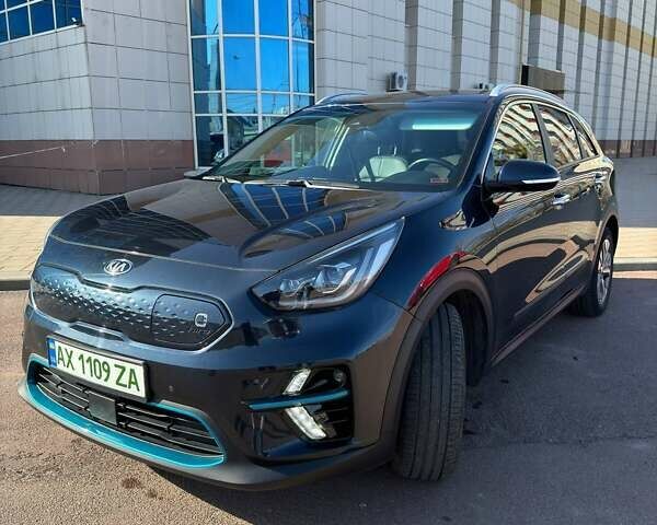 Синий Киа Niro, объемом двигателя 0 л и пробегом 74 тыс. км за 23900 $, фото 1 на Automoto.ua