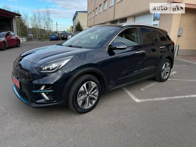 Синій Кіа Niro, об'ємом двигуна 0 л та пробігом 185 тис. км за 19900 $, фото 1 на Automoto.ua