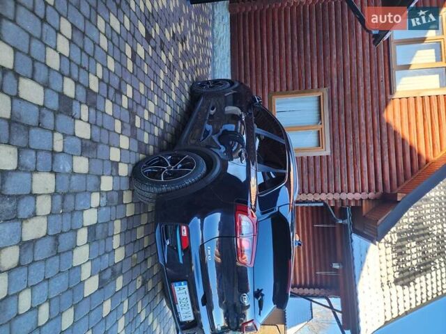 Синий Киа Niro, объемом двигателя 0 л и пробегом 119 тыс. км за 18300 $, фото 1 на Automoto.ua