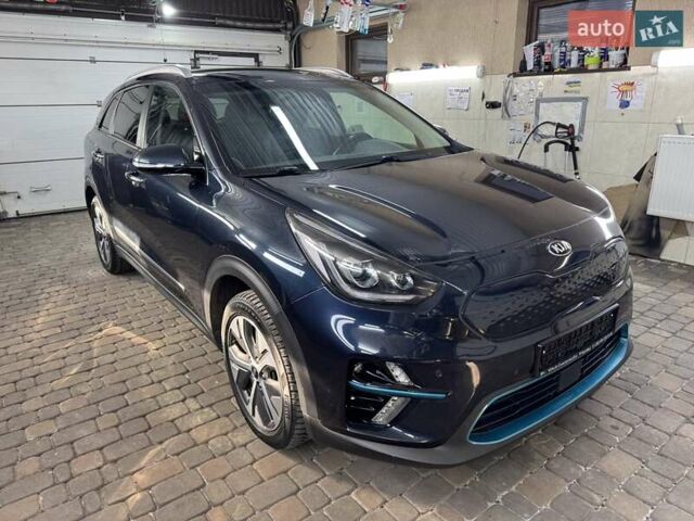 Синий Киа Niro, объемом двигателя 0 л и пробегом 74 тыс. км за 17799 $, фото 1 на Automoto.ua