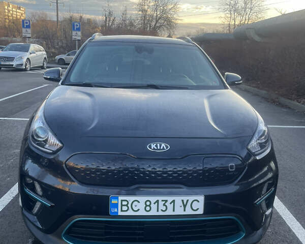 Синий Киа Niro, объемом двигателя 0 л и пробегом 100 тыс. км за 20800 $, фото 1 на Automoto.ua