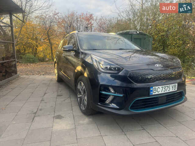 Синій Кіа Niro, об'ємом двигуна 0 л та пробігом 165 тис. км за 17500 $, фото 1 на Automoto.ua