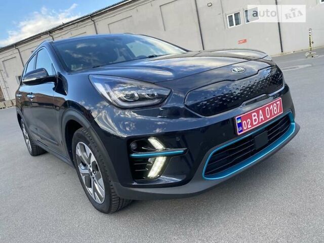 Синій Кіа Niro, об'ємом двигуна 0 л та пробігом 100 тис. км за 20600 $, фото 1 на Automoto.ua