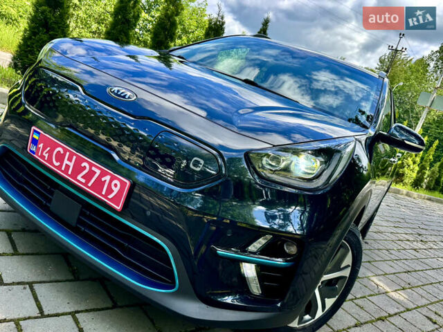 Синій Кіа Niro, об'ємом двигуна 0 л та пробігом 145 тис. км за 16999 $, фото 1 на Automoto.ua
