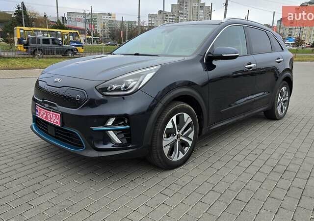 Синій Кіа Niro, об'ємом двигуна 0 л та пробігом 149 тис. км за 19000 $, фото 1 на Automoto.ua