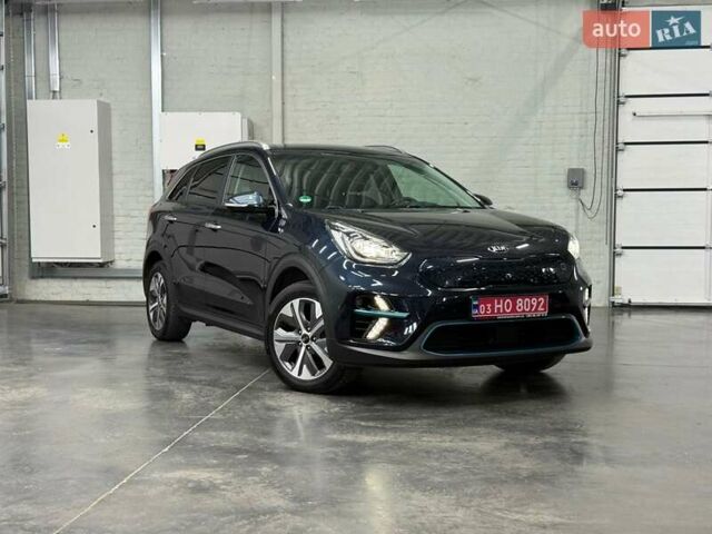 Синій Кіа Niro, об'ємом двигуна 0 л та пробігом 90 тис. км за 19989 $, фото 1 на Automoto.ua