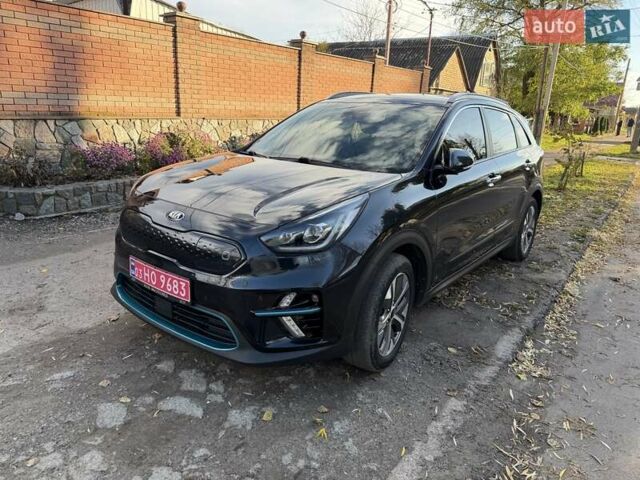 Синій Кіа Niro, об'ємом двигуна 0 л та пробігом 99 тис. км за 18950 $, фото 1 на Automoto.ua