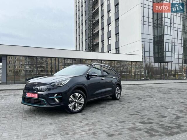 Синий Киа Niro, объемом двигателя 0 л и пробегом 89 тыс. км за 17500 $, фото 1 на Automoto.ua
