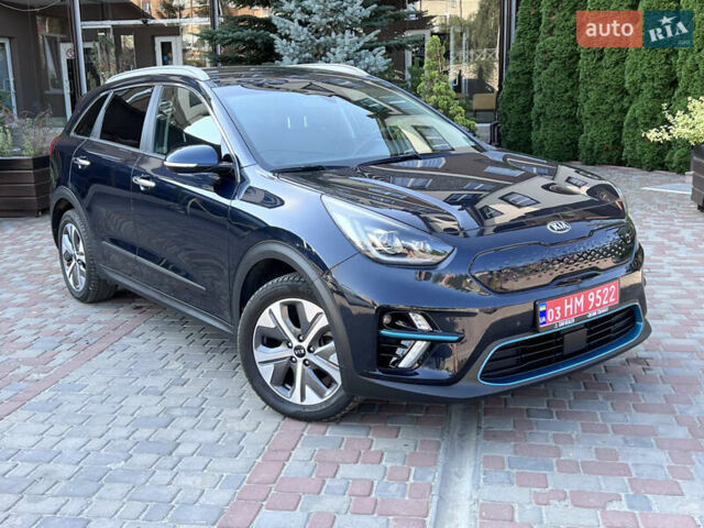 Синий Киа Niro, объемом двигателя 0 л и пробегом 112 тыс. км за 20800 $, фото 1 на Automoto.ua