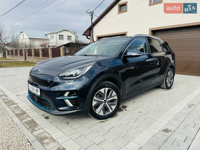 Синий Киа Niro, объемом двигателя 0 л и пробегом 103 тыс. км за 20100 $, фото 1 на Automoto.ua